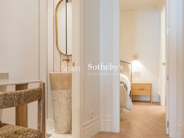 Apartment for Sale in Madrid, Madrid 28