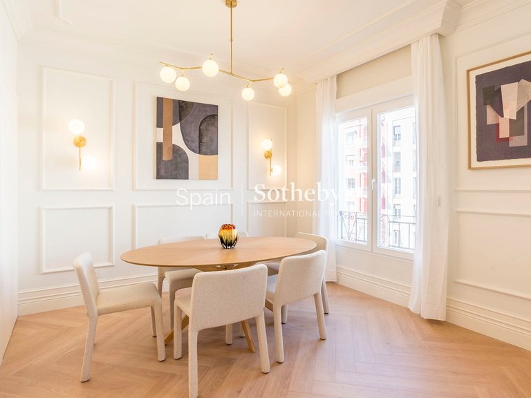 Apartment for Sale in Madrid, Madrid 8