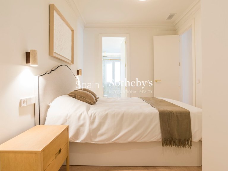 Apartment for Sale in Madrid, Madrid 24