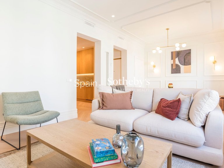 Apartment for Sale in Madrid, Madrid 2