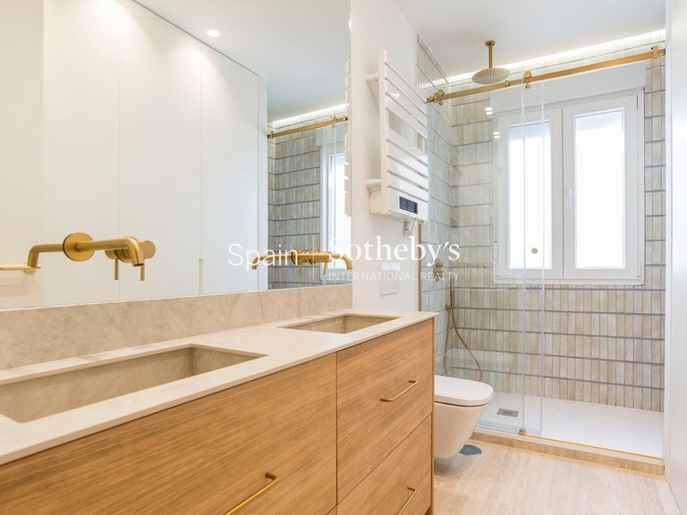Apartment for Sale in Madrid, Madrid 29