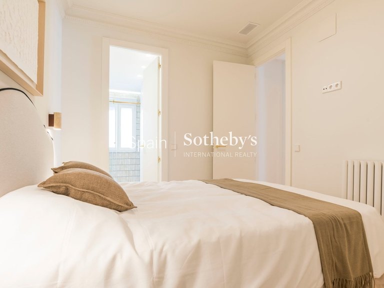 Apartment for Sale in Madrid, Madrid 27