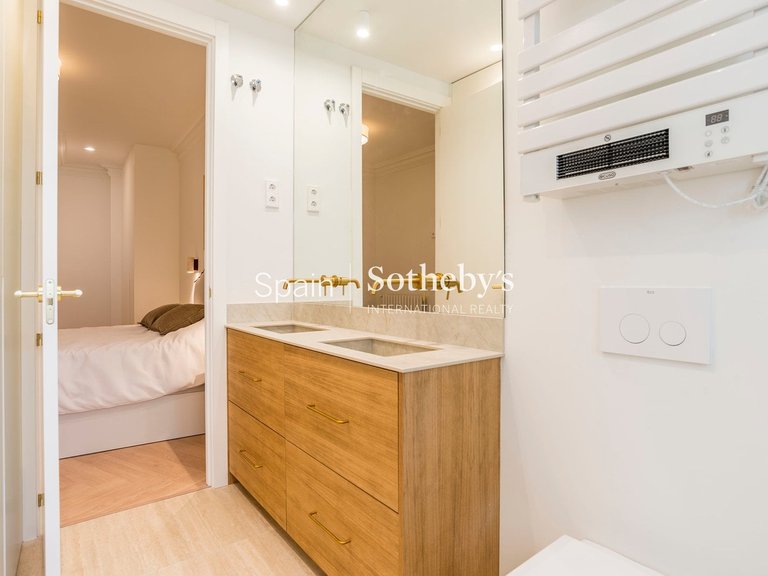 Apartment for Sale in Madrid, Madrid 26
