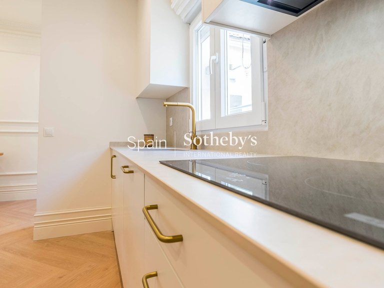 Apartment for Sale in Madrid, Madrid 9
