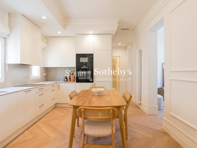 Apartment for Sale in Madrid, Madrid 3