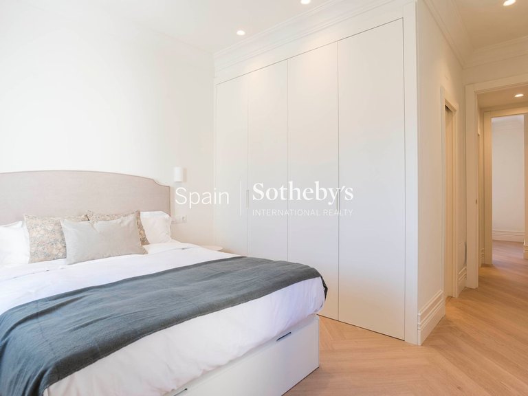 Apartment for Sale in Madrid, Madrid 24