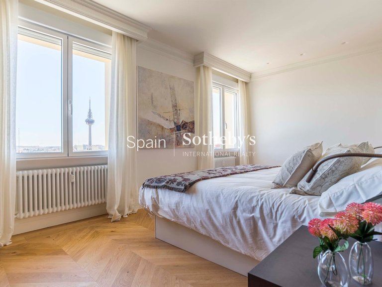 Apartment for Sale in Madrid, Madrid 32