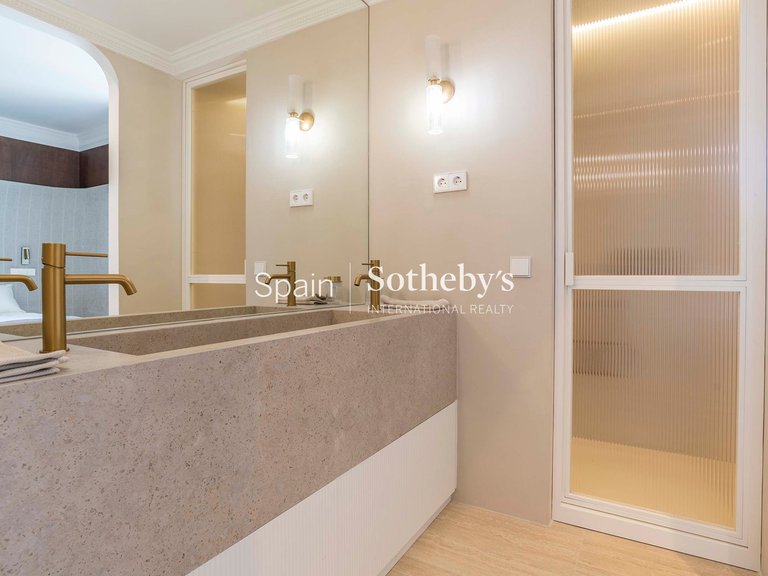 Apartment for Sale in Madrid, Madrid 31