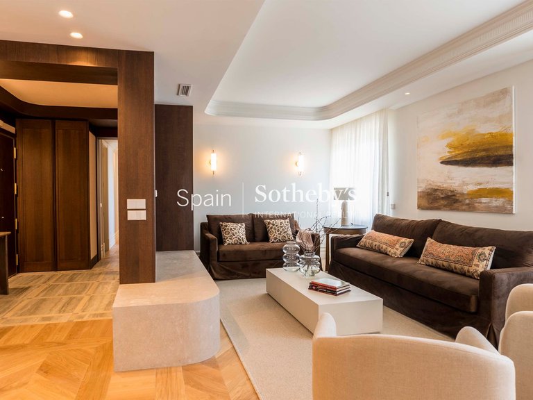 Apartment for Sale in Madrid, Madrid 17