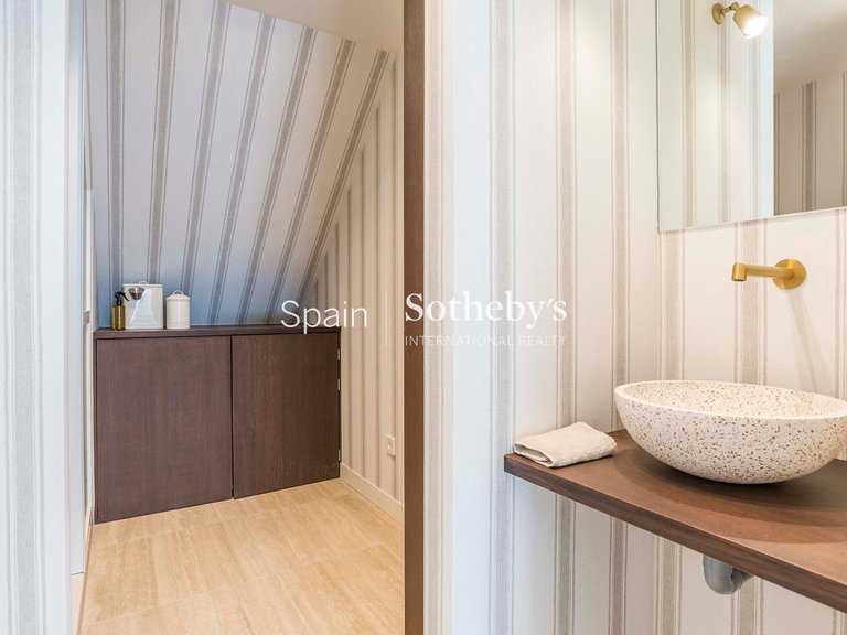 Apartment for Sale in Madrid, Madrid 45