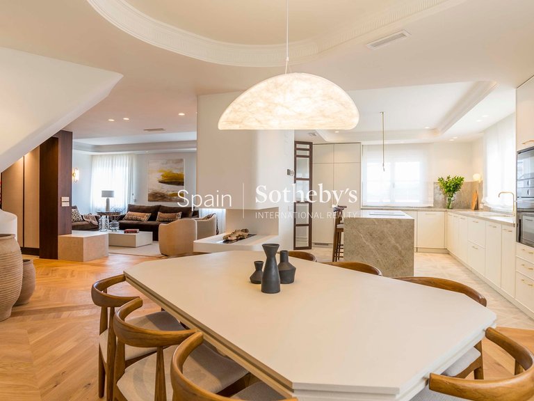 Apartment for Sale in Madrid, Madrid 11