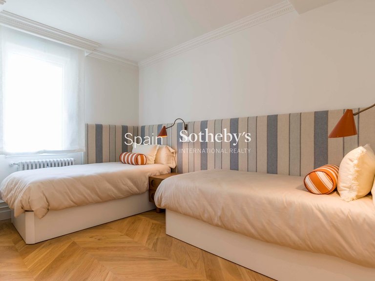 Apartment for Sale in Madrid, Madrid 34