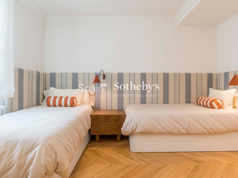 Apartment for Sale in Madrid, Madrid 28