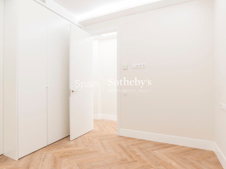 Apartment for Sale in Madrid, Madrid 34
