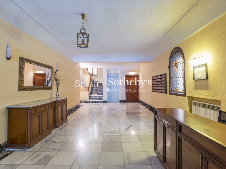 Apartment for Sale in Madrid, Madrid 41