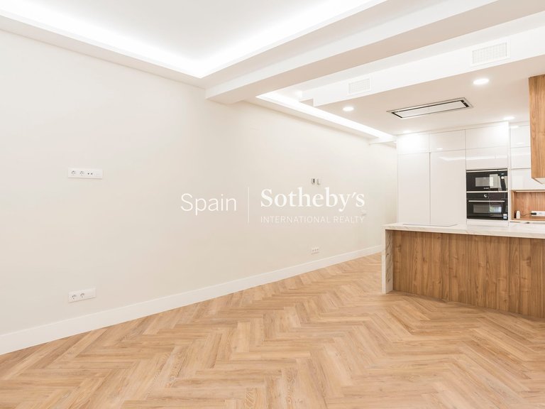 Apartment for Sale in Madrid, Madrid 14