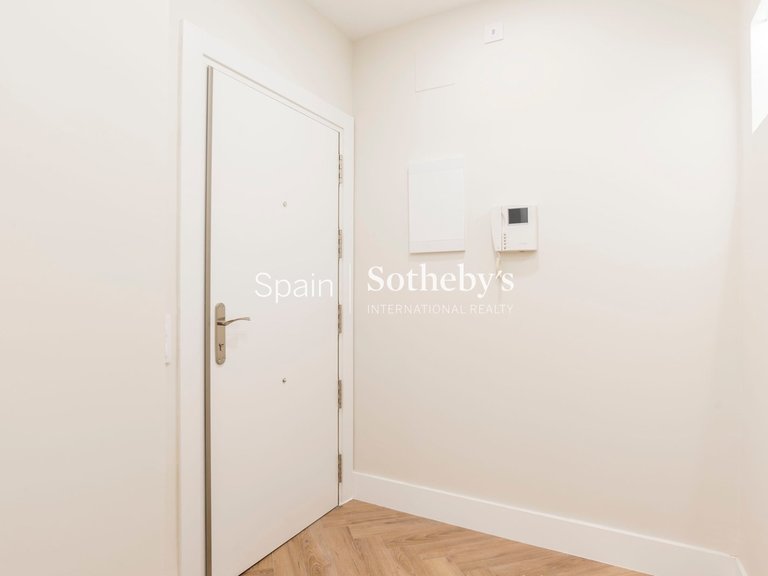 Apartment for Sale in Madrid, Madrid 36