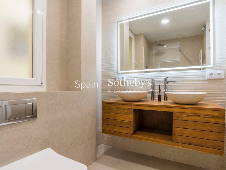 Apartment for Sale in Madrid, Madrid 10