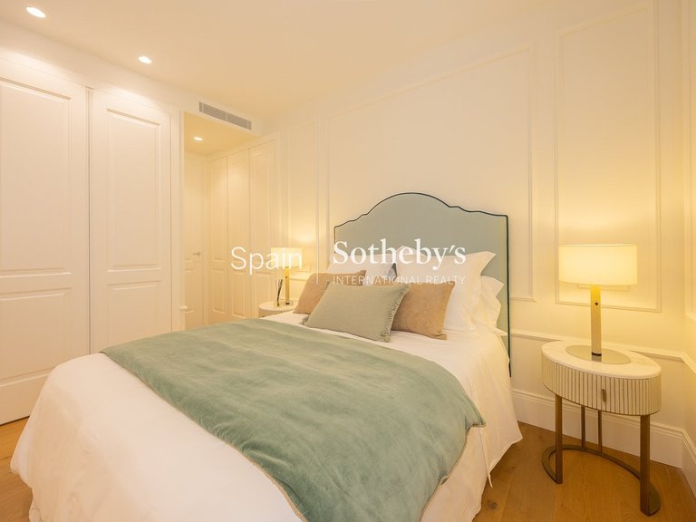 Apartment for Sale in Madrid, Madrid 28