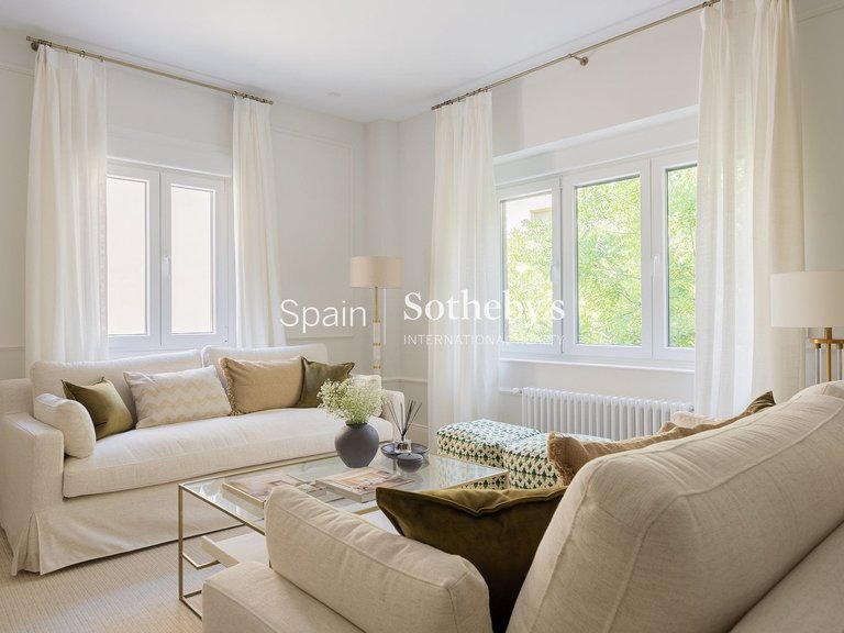 Apartment for Sale in Madrid, Madrid 17