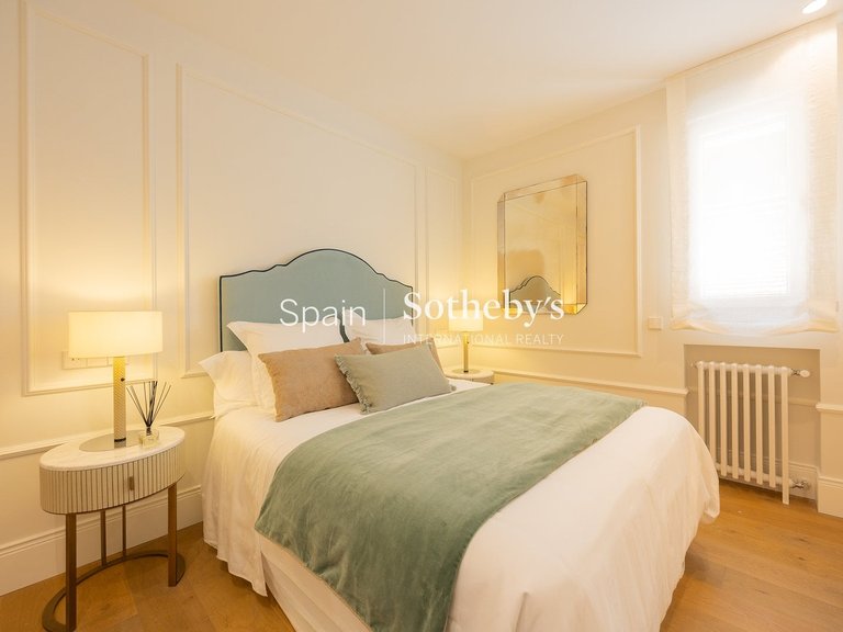 Apartment for Sale in Madrid, Madrid 27