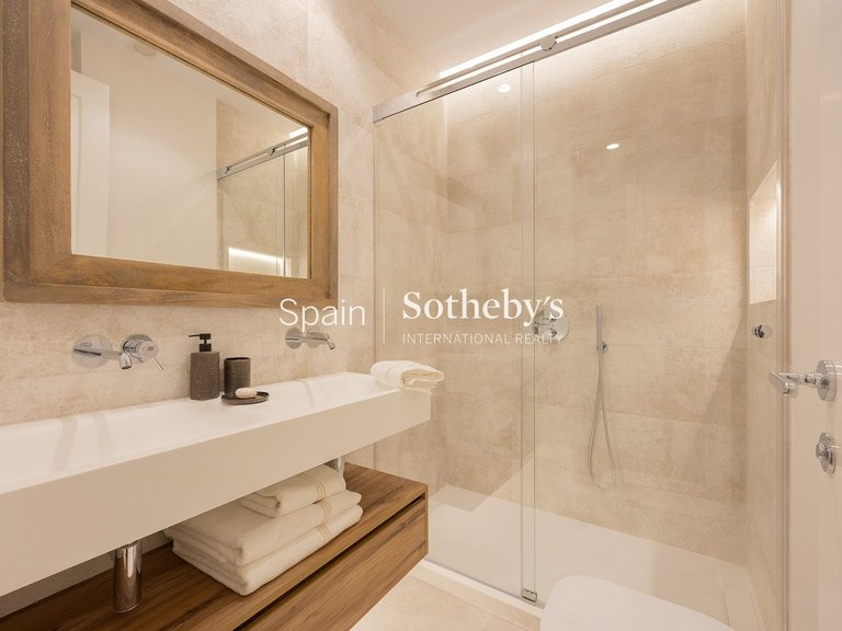 Apartment for Sale in Madrid, Madrid 34