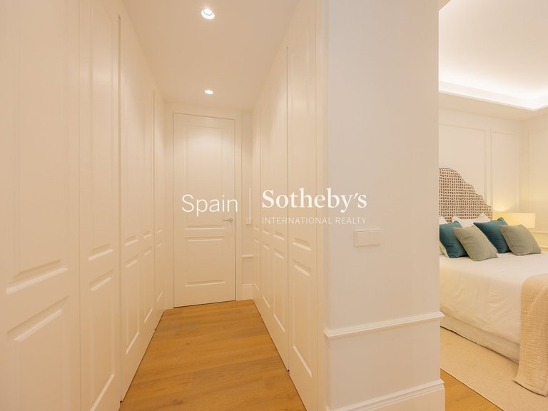 Apartment for Sale in Madrid, Madrid 31