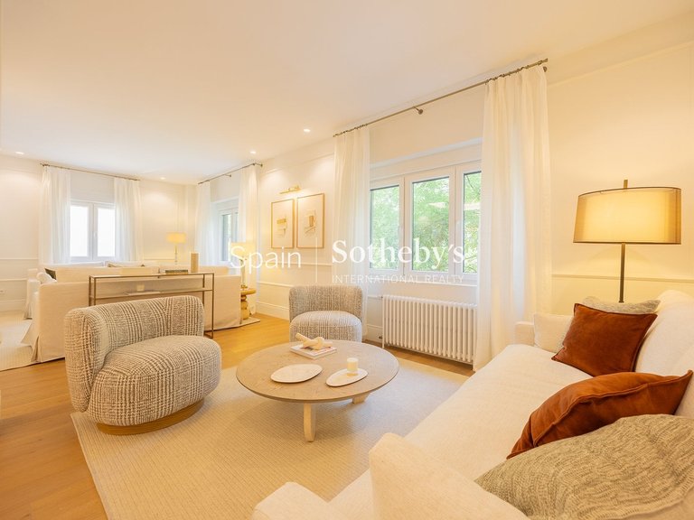 Apartment for Sale in Madrid, Madrid 8