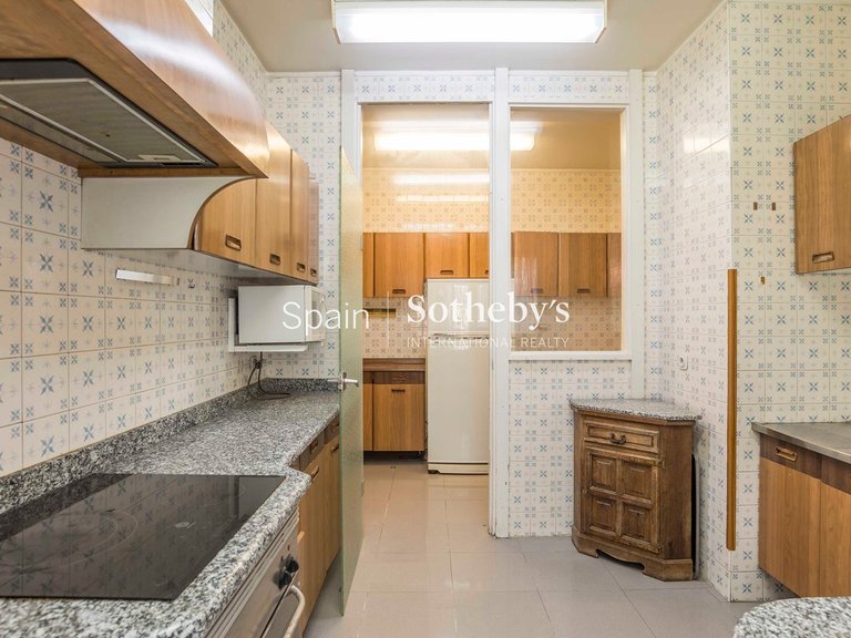 Apartment for Sale in Madrid, Madrid 25