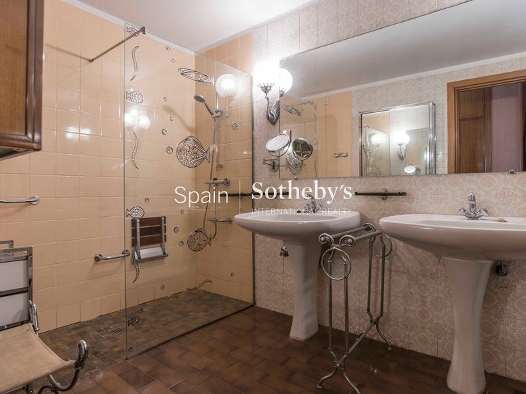 Apartment for Sale in Madrid, Madrid 28