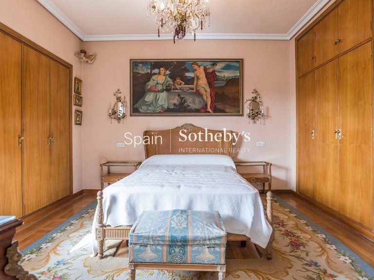 Apartment for Sale in Madrid, Madrid 16