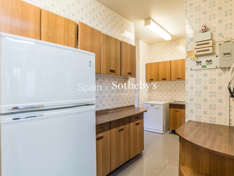 Apartment for Sale in Madrid, Madrid 21