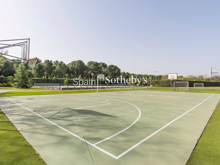 Apartment for Sale in Madrid, Madrid 38