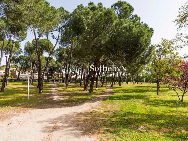 Apartment for Sale in Madrid, Madrid 41