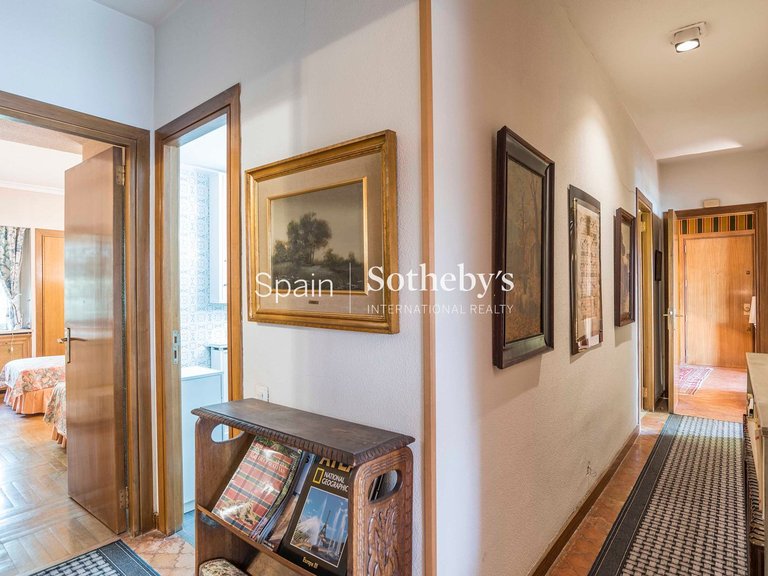 Apartment for Sale in Madrid, Madrid 27