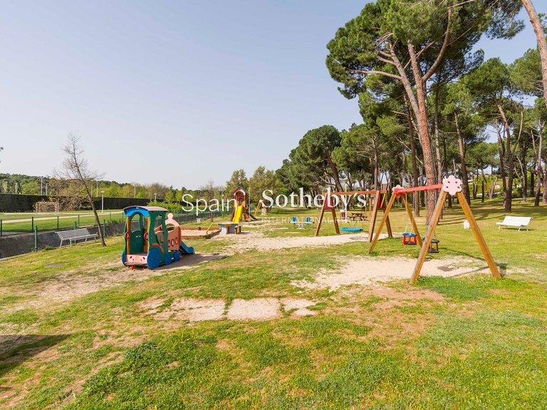 Apartment for Sale in Madrid, Madrid 40