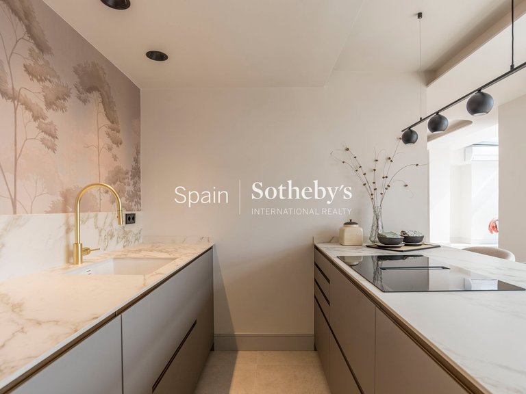 Apartment for Sale in Madrid, Madrid 14