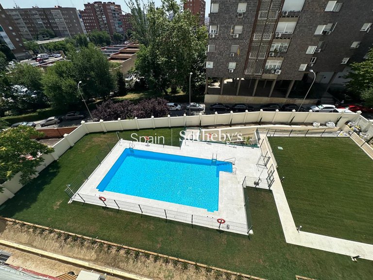 Apartment for Sale in Madrid, Madrid 5