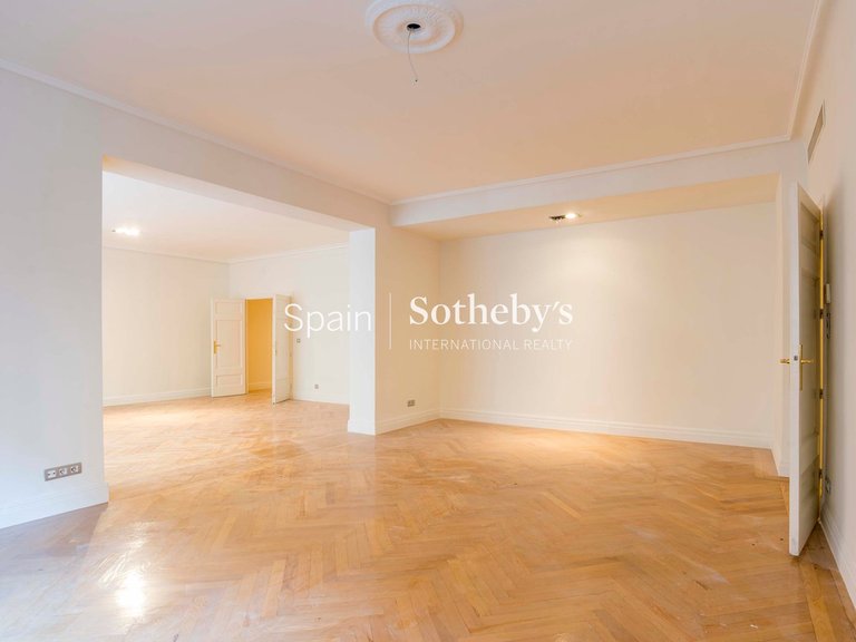 Apartment for Rent in Madrid, Madrid 32