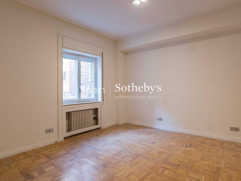 Apartment for Rent in Madrid, Madrid 25