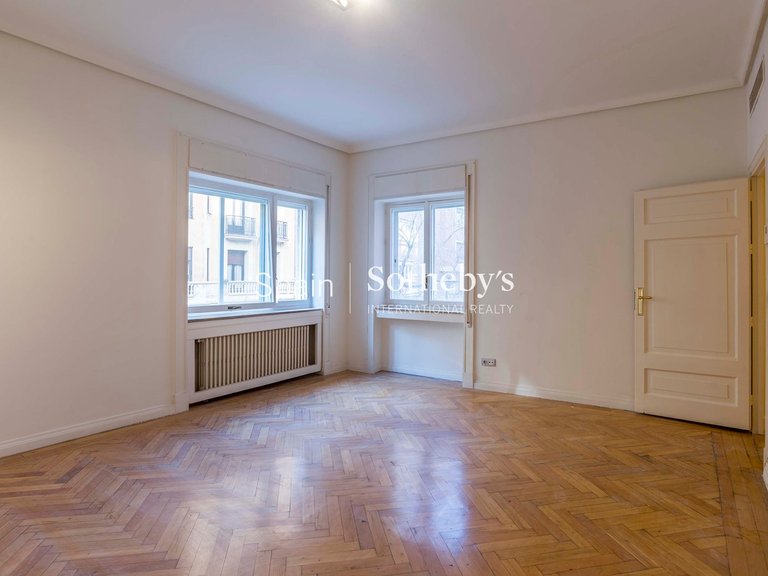 Apartment for Rent in Madrid, Madrid 12