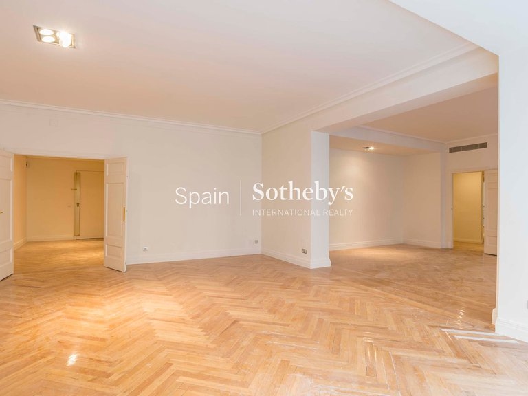 Apartment for Rent in Madrid, Madrid 30