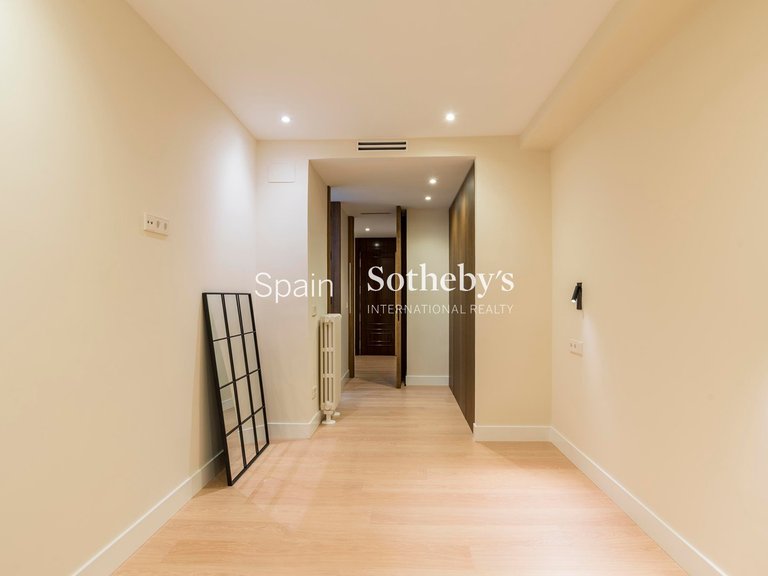 Apartment for Sale in Madrid, Madrid 28