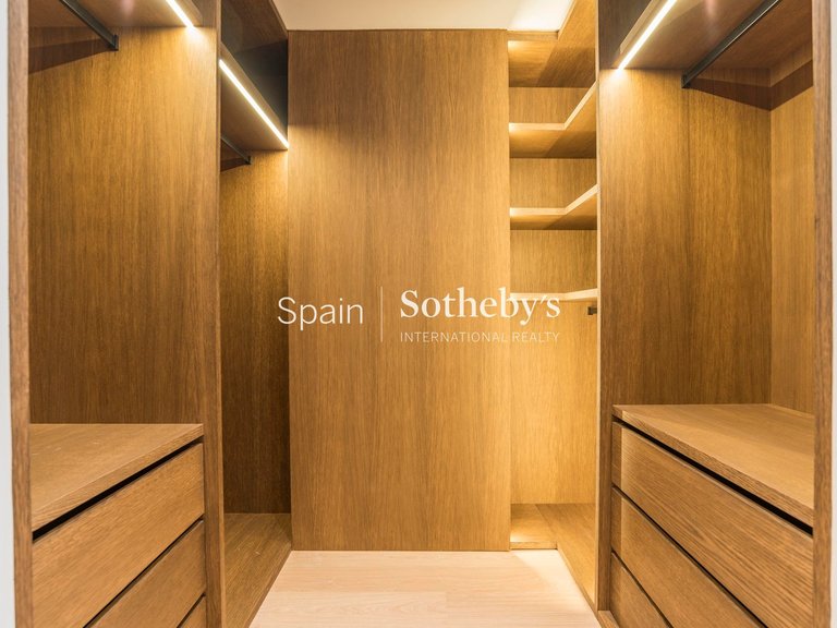 Apartment for Sale in Madrid, Madrid 42