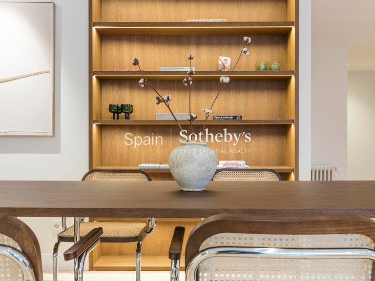 Apartment for Sale in Madrid, Madrid 17