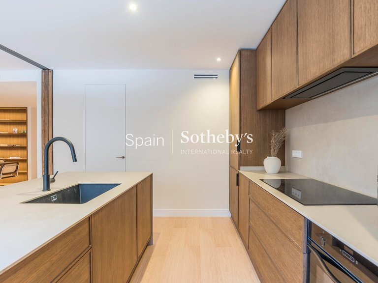 Apartment for Sale in Madrid, Madrid 24