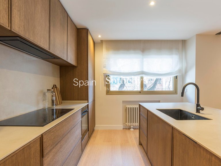 Apartment for Sale in Madrid, Madrid 21