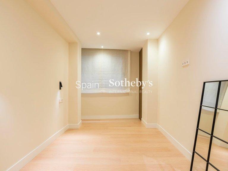 Apartment for Sale in Madrid, Madrid 29