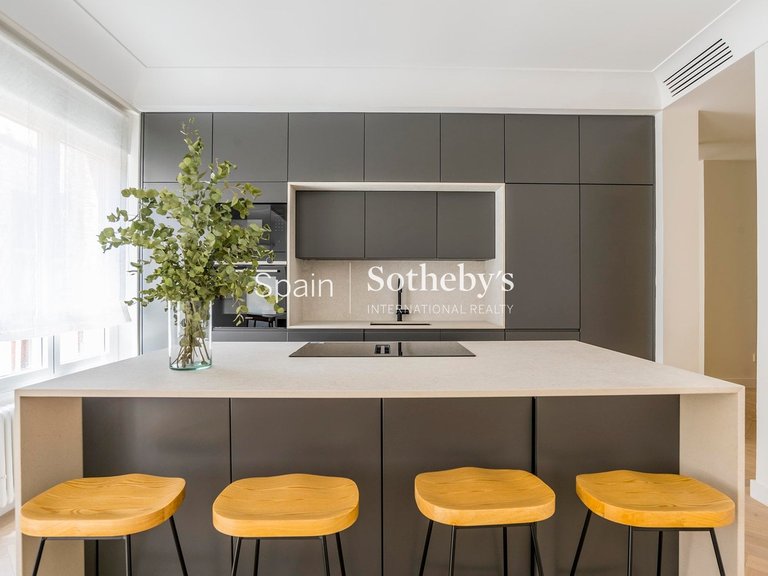 Apartment for Sale in Madrid, Madrid 6