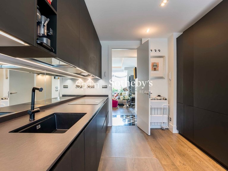 Apartment for Sale in Madrid, Madrid 24
